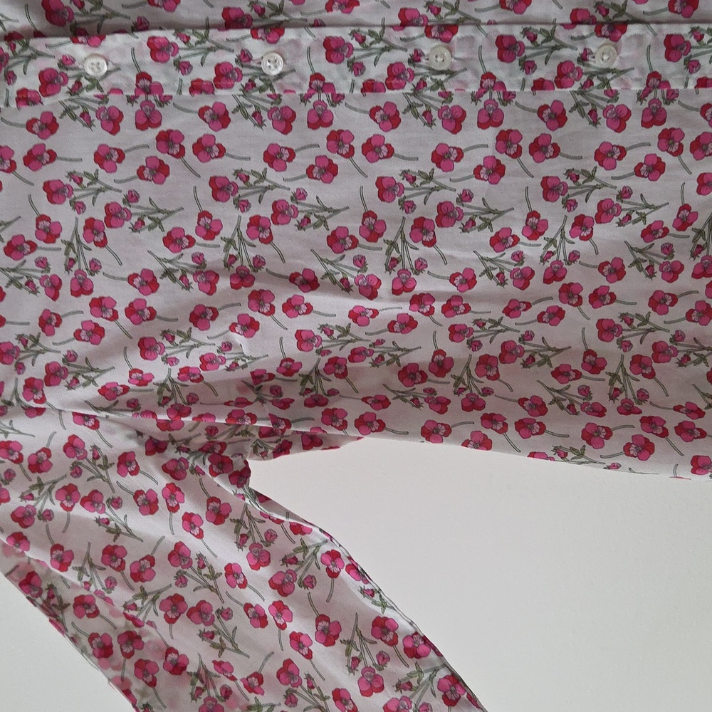 J. Crew Liberty Arts Fabric Floral Button Down Shirt Blouse Top Size 2 - Picture 4 of 4